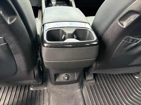 Used 2024 Kia Telluride SX FWD image 12