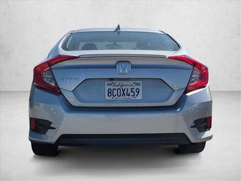 Used 2018 Honda Civic EX-L image 6