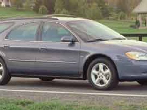 Used 2000 Ford Taurus SE image 1