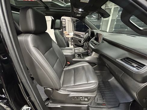 Used 2021 Chevrolet Suburban LT w/ Rear Media and Nav Package image 41