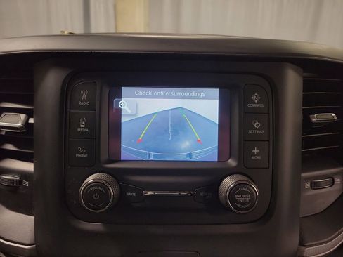 Used 2019 RAM 1500 Tradesman AWD/4WD image 18