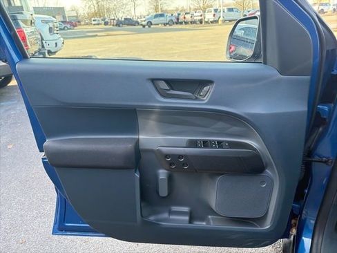 Used 2024 Ford Maverick XL image 16