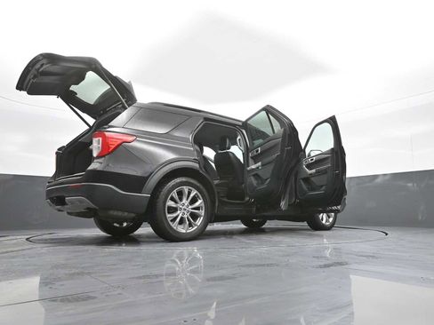 Used 2021 Ford Explorer XLT w/ Equipment Group 202A image 49