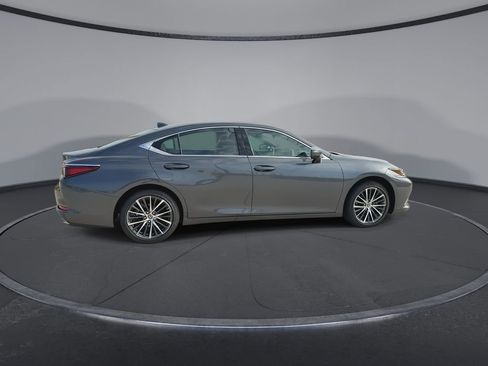 Used 2025 Lexus ES 350 w/ Premium Package FWD image 9