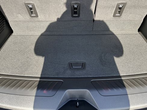 New 2026 GMC Yukon Elevation w/ LPO, Get Active Package image 15