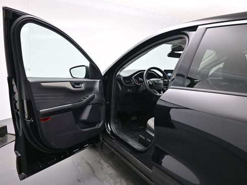 Certified 2022 Ford Escape SE w/ Convenience Package image 9