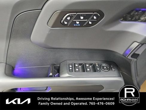 Used 2027 Kia Telluride SX Prestige X-Pro AWD/4WD image 11