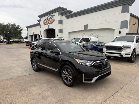 Used 2020 Honda CR-V Touring image 2
