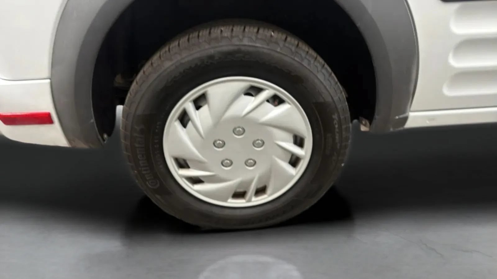 Used 2013 Ford Transit Connect XLT FWD image 25