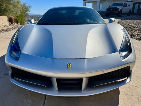 Used 2019 Ferrari 488 Spider image 4