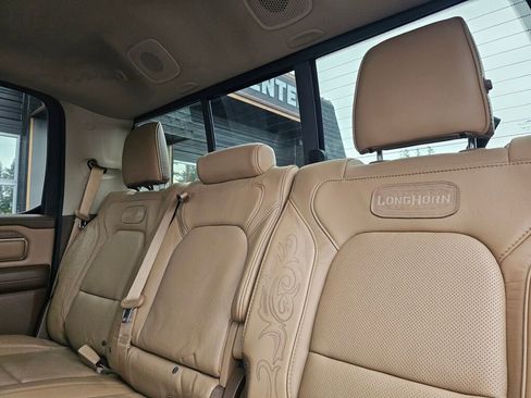 Used 2019 RAM 1500 Laramie Longhorn image 18