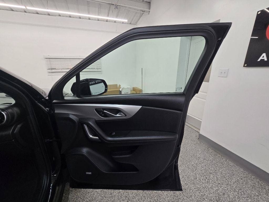 Used 2019 Chevrolet Blazer LT w/ Sun and Wheels Package FWD image 28