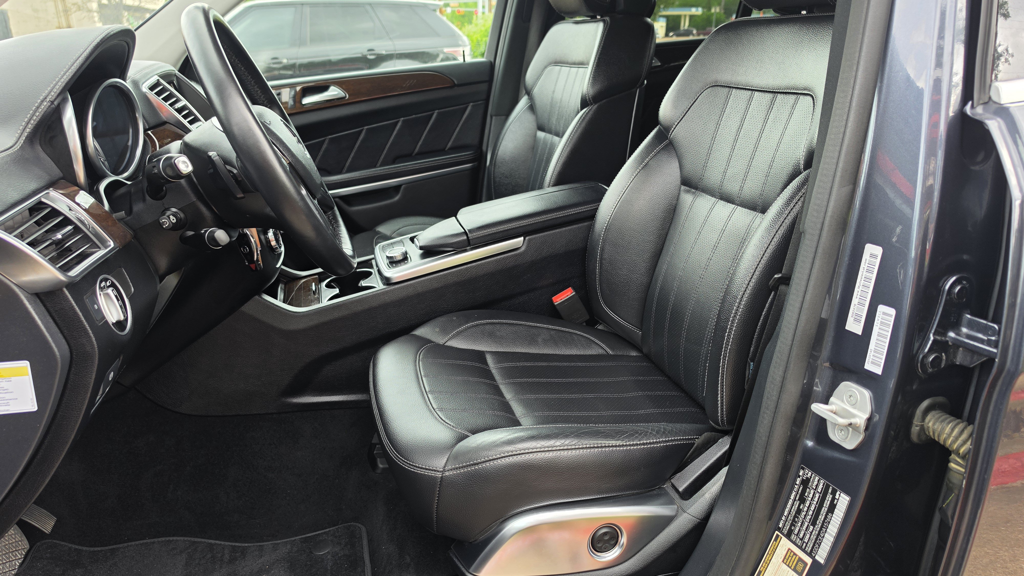 Used 2013 Mercedes-Benz GL 450 4MATIC w/ Premium 1 Pkg image 27