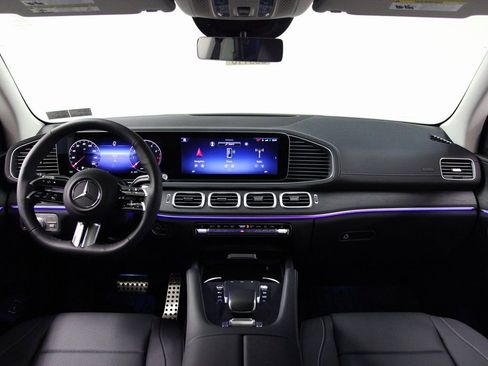New 2026 Mercedes-Benz GLS 450 4MATIC image 2