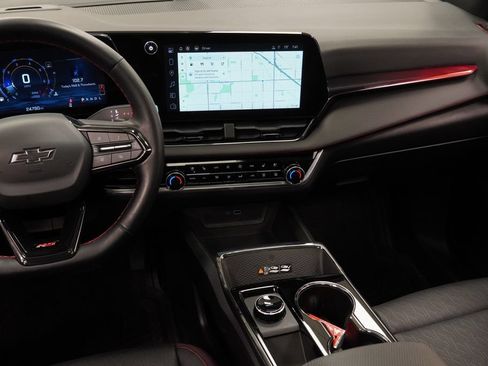 Certified 2025 Chevrolet Equinox RS w/ Safety and Technology Package FWD image 15