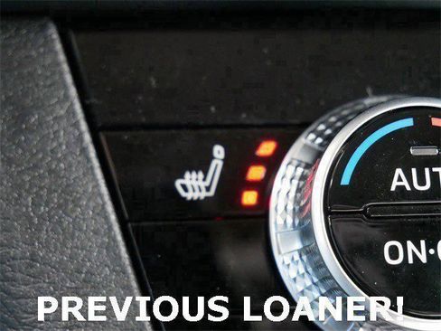 Used 2025 Mitsubishi Outlander SEL image 23