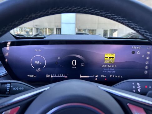 Used 2025 Buick Enclave Preferred image 18