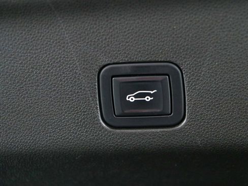 Used 2021 Chevrolet Tahoe Z71 w/ Rear Media and Nav Package AWD/4WD image 36