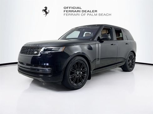 Used 2023 Land Rover Range Rover SE AWD/4WD image 3