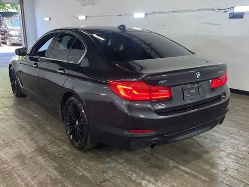 Used 2017 BMW 530i xDrive AWD/4WD image 2