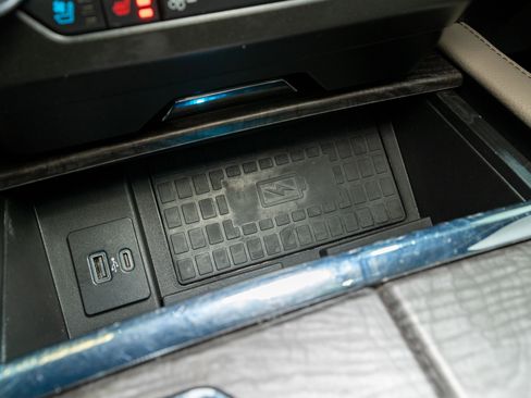 Used 2020 Ford Expedition Max Limited w/ Equipment Group 302A image 25