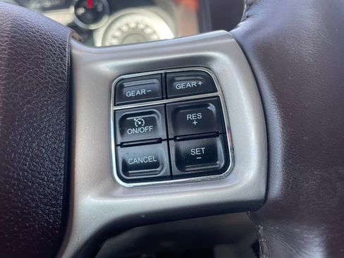 Used 2016 RAM 1500 Laramie w/ Convenience Group image 23