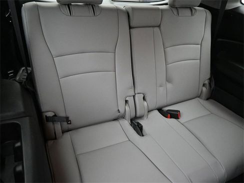 Used 2022 Honda Pilot Special Edition image 42