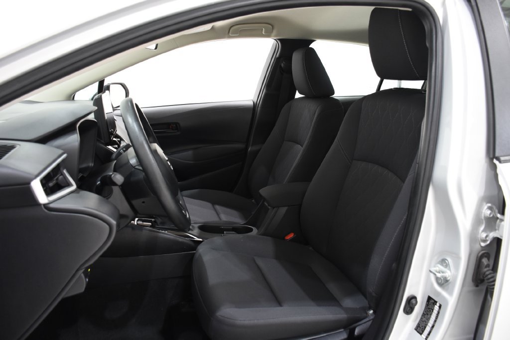 Used 2024 Toyota Corolla LE FWD image 19