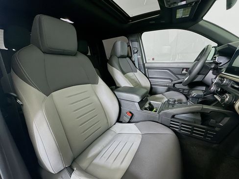 Used 2024 Toyota Tacoma TRD Off-Road w/ TRD Off Road Upgrade Package image 31