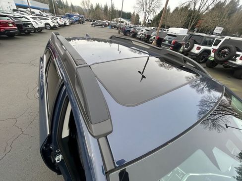 Used 2025 Subaru Outback Limited image 28