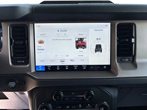 Used 2025 Ford Bronco Outer Banks AWD/4WD image 14