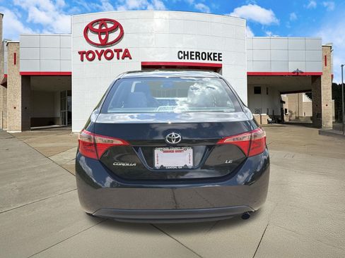Used 2017 Toyota Corolla LE FWD image 6