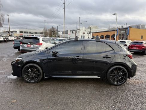 Used 2025 Toyota Corolla XSE image 5