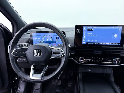 Used 2024 Honda Prologue EX image 5