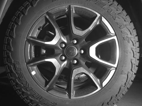 Used 2025 Jeep Compass Trailhawk AWD/4WD image 14