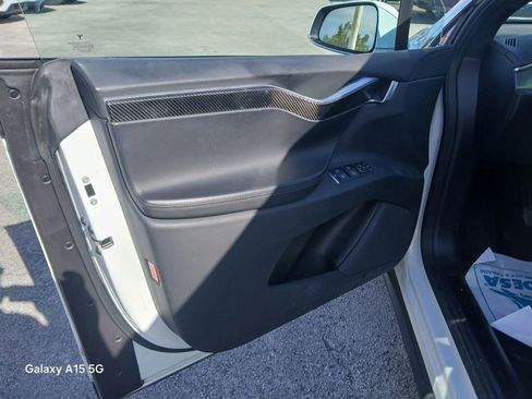 Used 2017 Tesla Model X 100D image 11