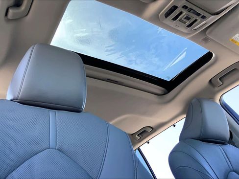 Used 2020 Toyota Highlander Limited image 13