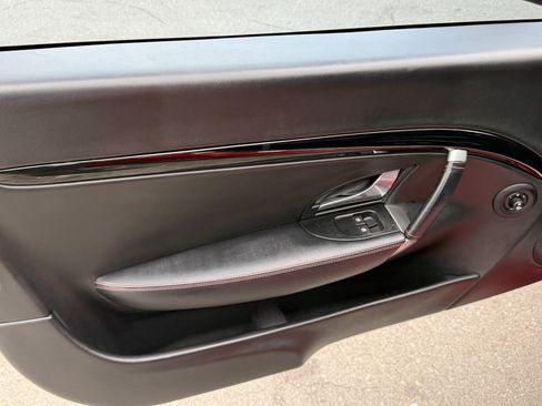 Used 2018 Maserati GranTurismo Sport RWD image 21