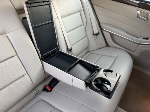 Used 2016 Mercedes-Benz E 350 Sedan w/ Premium Package image 35