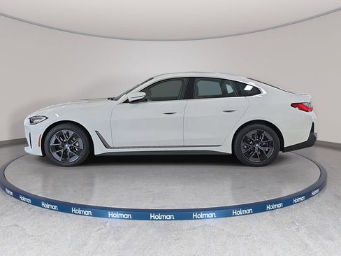 Used 2024 BMW i4 eDrive35 RWD image 11