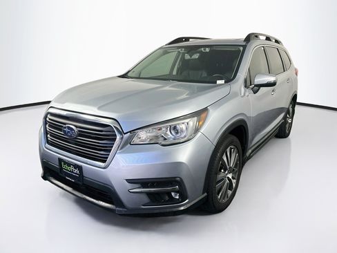 Used 2020 Subaru Ascent Limited w/ Technology Package AWD/4WD image 3