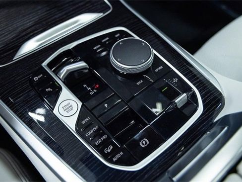 New 2026 BMW X5 xDrive40i w/ M Sport Package image 21