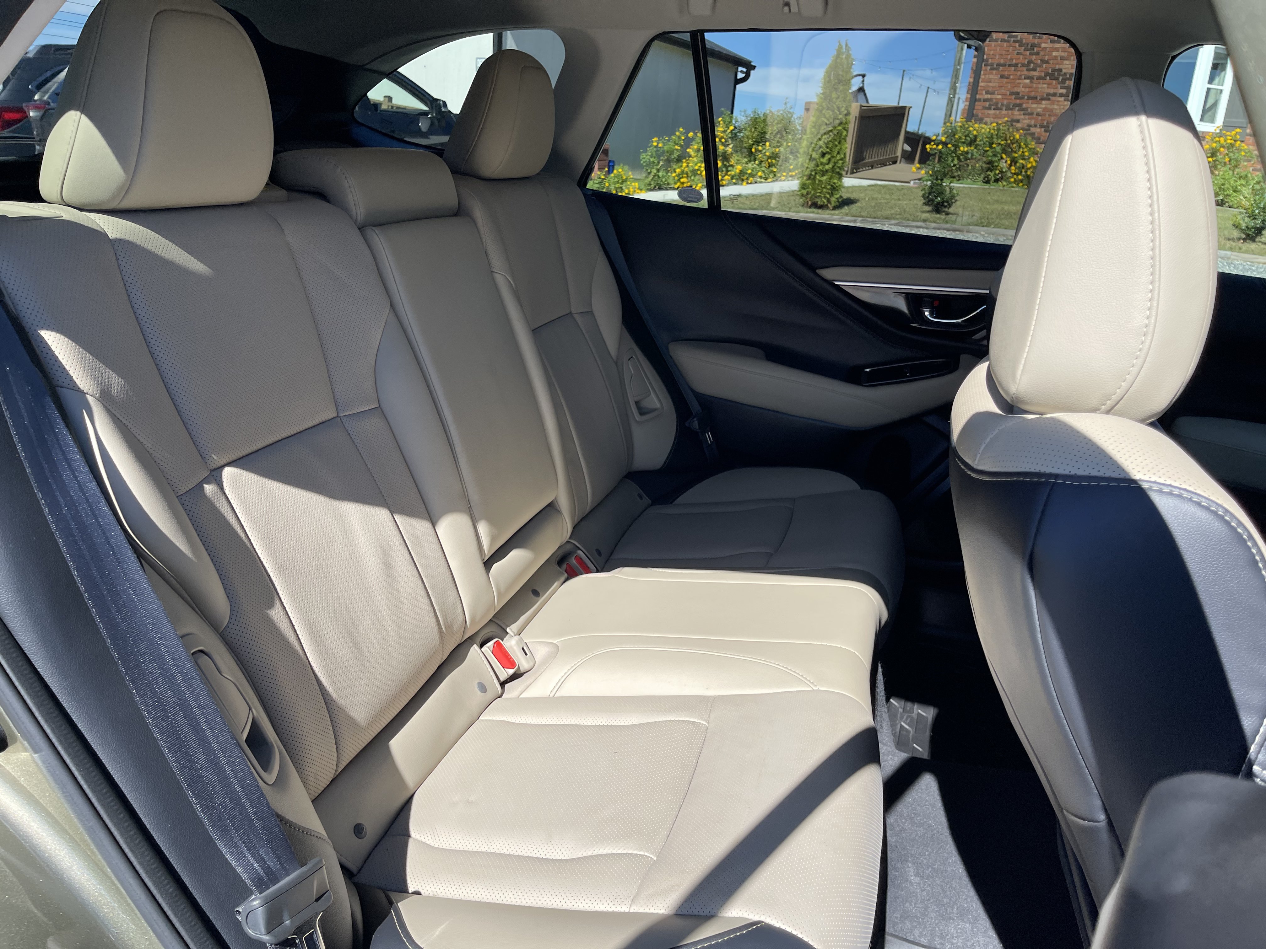 Used 2025 Subaru Outback Limited AWD/4WD image 13