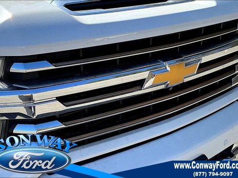 Used 2021 Chevrolet Silverado 2500 High Country image 36