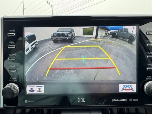 Used 2022 Toyota RAV4 Limited image 11