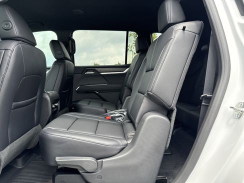 New 2026 GMC Acadia Elevation w/ Elevation Premium Package image 28