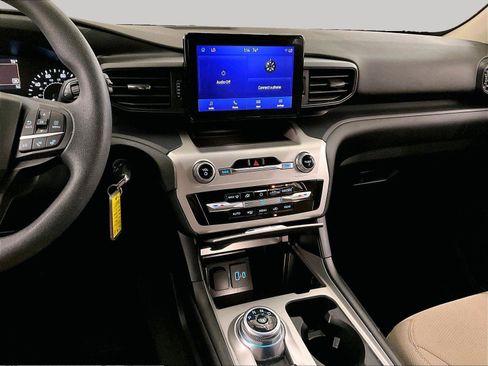 Used 2022 Ford Explorer 4WD image 6