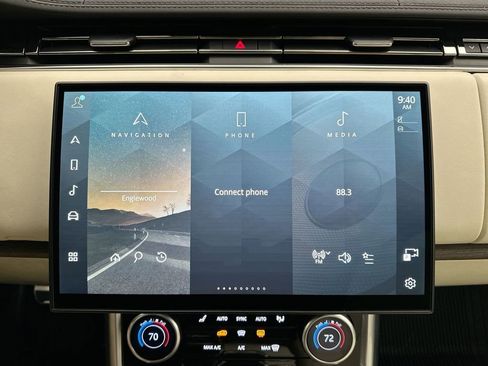 Certified 2023 Land Rover Range Rover SE image 22