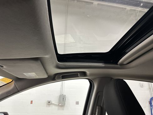 Used 2016 Honda HR-V EX image 28