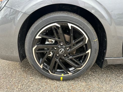 New 2026 Nissan Sentra SR w/ SR Premium Package image 12